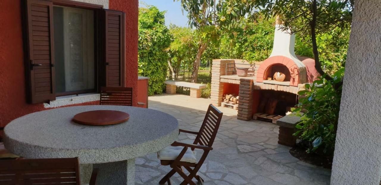 "Sa Domo De Sos Aranzos" Villa Santa Maria la Palma Luaran gambar